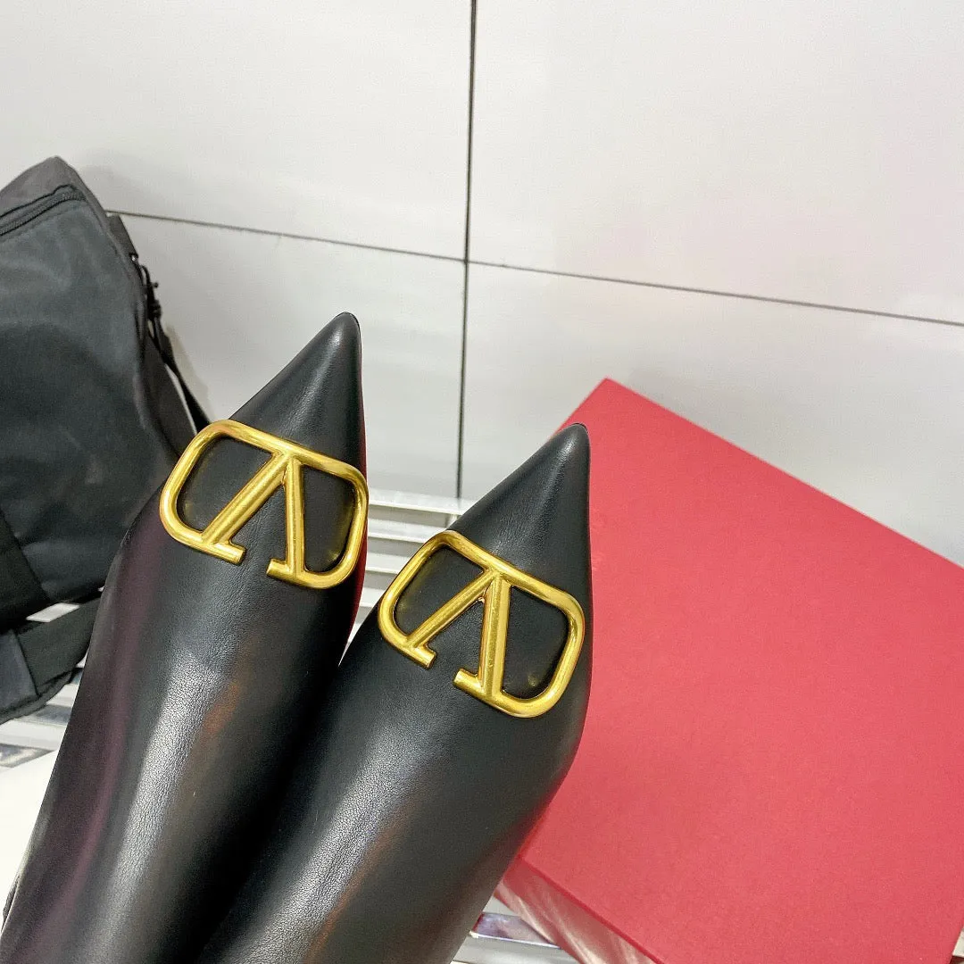 SE648  Size 5-9  Material: Cowhide  Lining: Sheep skin Sole: Italian leather