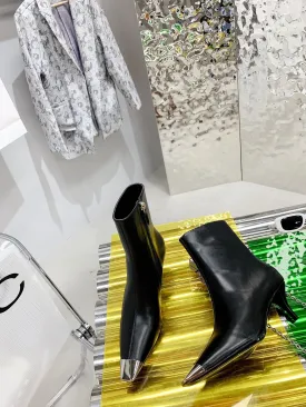 SE736    Size 5-9 Heels:4.5cm Material: Cowhide  Lining: Sheep skin Sole: Italian leather
